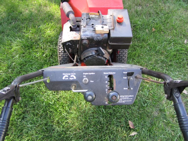 Ariens Snowblower St824